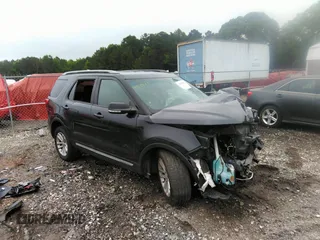 2017 Ford Explorer XLT with VIN 1FM5K7D83HGA97038, listed as a IAAI auction lot 42365439 with Not provided miles and . Bid and sale history available at DreamBid. Image 1.