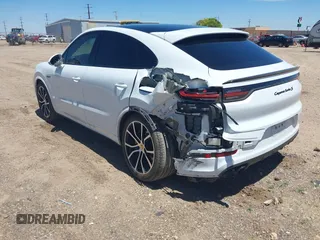 2020 Porsche Cayenne z VIN WP1BH2AY9LDA68083, wystawiony jako IAAI lot #42114933 z przebiegiem 16 850 mil mil oraz . Historia ofert i sprzedaży dostępna na DreamBid. Obrazek 3.