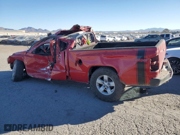 2005 Dodge Dakota ST with VIN 1D7HE22N85S205690, listed as a Copart auction lot 79720514 with Not Provided miles and Non Repairable. Bid and sale history available at DreamBid. Image 2.