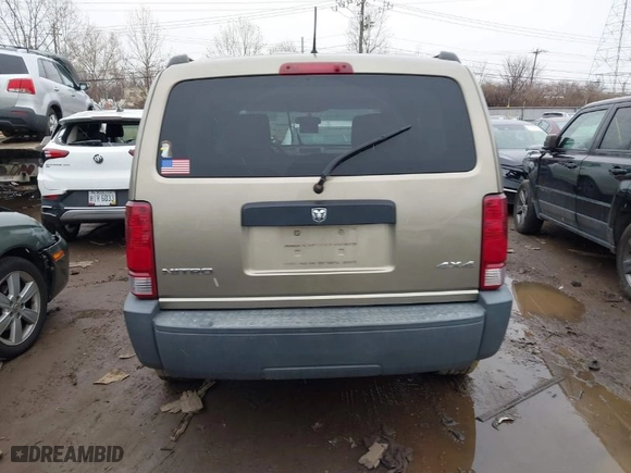 2007 Dodge Nitro SXT with VIN 1D8GU28K37W554484, listed as a IAAI auction lot 41565252 with 156,717 mi miles. Bid and sale history available at carsss.com. Image 16.