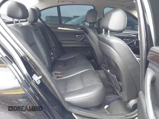 2014 BMW 5 Series 528i xDrive with VIN WBA5A7C54ED613352, listed as a IAAI auction lot 42197717 with 205,889 mi miles and . Bid and sale history available at carsss.com. Image 8.