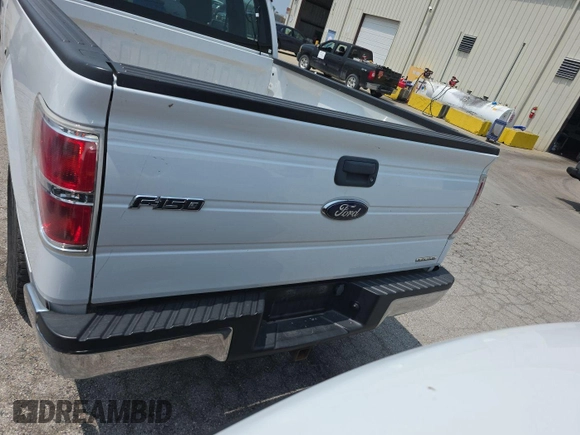 2014 Ford F-150 XL with VIN 1FTEX1EM0EFA60786, listed as a IAAI auction lot 42581419 with 236,847 mi miles and . Bid and sale history available at DreamBid. Image 5.