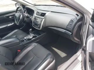 2017 Nissan Altima SL with VIN 1N4BL3AP6HC151471, listed as a IAAI auction lot 42452990 with 142,394 mi miles and . Bid and sale history available at DreamBid. Image 5.