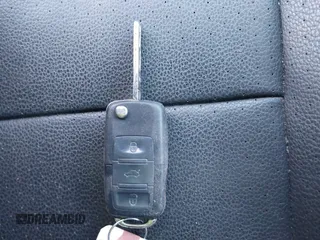 2010 Volkswagen Jetta Wolfsburg Edition с VIN 3VWRA7AJ0AM045102, выставлен на аукционе IAAI как лот 41638011 с пробегом 149 622 миль миль и . История ставок и продаж доступна на DreamBid. Изображение 11.