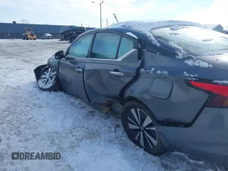 2019 Nissan Altima SV z VIN 1N4BL4DW5KN319234, wystawiony jako IAAI lot #41360319 z przebiegiem 55 665 mil mil oraz . Historia ofert i sprzedaży dostępna na DreamBid. Obrazek 18.