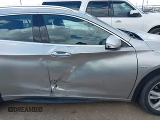 2017 Infiniti QX30 Premium с VIN SJKCH5CP5HA027550, выставлен на аукционе IAAI как лот 42207329 с пробегом 59 858 миль миль и . История ставок и продаж доступна на DreamBid. Изображение 6.