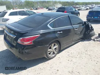 2015 Nissan Altima S with VIN 1N4AL3AP0FN381651, listed as a IAAI auction lot 42102250 with 91,670 mi miles and . Bid and sale history available at DreamBid. Image 4.
