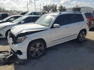 2013 Mercedes-Benz GLK 350 with VIN WDCGG8JB8DG053111, listed as a Copart auction lot 77321214 with 135,505 mi miles and Clean Title. Bid and sale history available at DreamBid. Image 1.