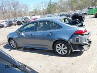 2022 Toyota Corolla LE with VIN JTDEPMAE6NJ191007, listed as a IAAI auction lot 41706494 with 20,227 mi miles. Bid and sale history available at carsss.com. Image 14.