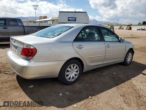 2005 Toyota Camry LE with VIN 4T1BE30K85U404527, listed as a Copart auction lot 56535345 with 74,472 mi miles and Salvage title. Bid and sale history available at DreamBid. Image 3.