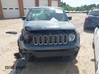 2018 Jeep Renegade Sport with VIN ZACCJBAB1JPJ57230, listed as a IAAI auction lot 42083023 with 87,355 mi miles and . Bid and sale history available at DreamBid. Image 12.