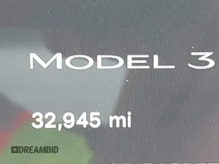2023 Tesla Model 3 z VIN 5YJ3E1EA5PF700307, wystawiony jako IAAI lot #42034319 z przebiegiem 32 945 mil mil oraz . Historia ofert i sprzedaży dostępna na DreamBid. Obrazek 16.