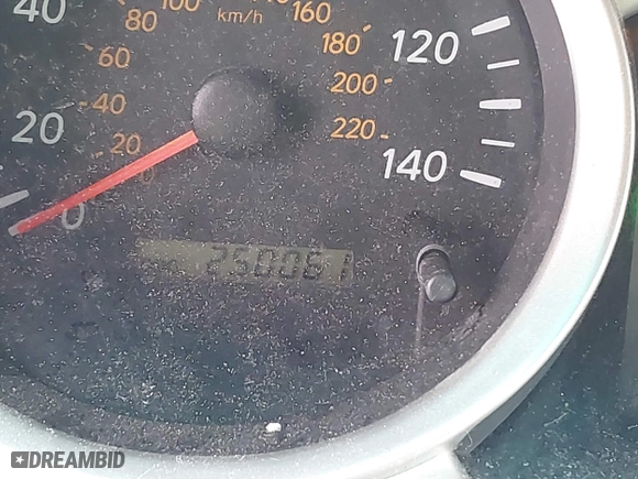 2005 Toyota Highlander with VIN JTEDP21A450072905, listed as a IAAI auction lot 41583297 with 250,061 mi miles. Bid and sale history available at carsss.com. Image 7.