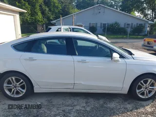 2018 Ford Fusion SE with VIN 3FA6P0HDXJR135927, listed as a IAAI auction lot 42645427 with 107,756 mi miles and . Bid and sale history available at DreamBid. Image 14.