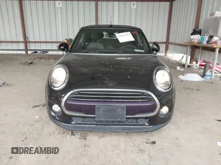 2019 MINI Convertible Cooper с VIN WMWWG5C5XK3H08526, выставлен на аукционе IAAI как лот 41623619 с пробегом 53 474 миль миль и . История ставок и продаж доступна на DreamBid. Изображение 12.