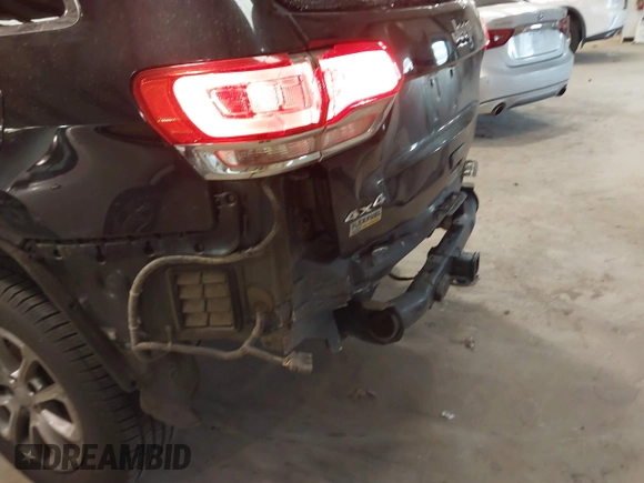2015 Jeep Grand Cherokee Limited with VIN 1C4RJFBGXFC205124, listed as a IAAI auction lot 41405059 with 194,124 mi miles. Bid and sale history available at carsss.com. Image 12.