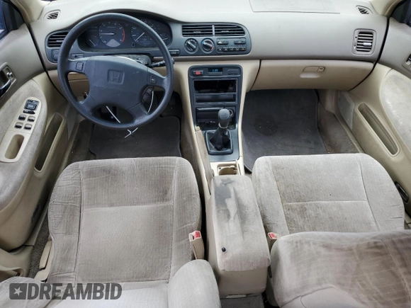 1995 Honda Accord with VIN JHMCD5531SC007105, listed as a Copart auction lot 58059205 with 162,504 mi miles and Salvage title. Bid and sale history available at DreamBid. Image 8.