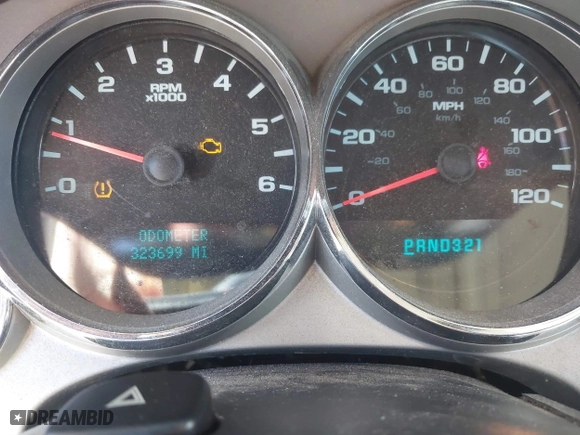 2008 Chevrolet Silverado 1500 LT w/1LT with VIN 2GCEC19C781230022, listed as a IAAI auction lot 41640480 with 323,699 mi miles. Bid and sale history available at carsss.com. Image 7.
