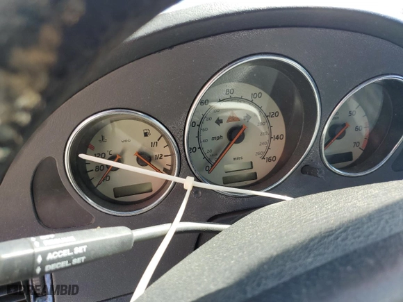 2000 Mercedes-Benz SLK-Class Kompressor with VIN WDBKK47F0YF152761, listed as a Copart auction lot 77760544 with 0 mi miles and Non Repairable. Bid and sale history available at carsss.com. Image 9.