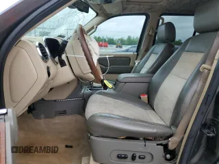 2006 Ford Explorer Eddie Bauer z VIN 1FMEU74E66UA41903, wystawiony jako Copart lot #60419545 z przebiegiem 231 949 mil mil oraz Szkoda całkowita • Salvage title. Historia ofert i sprzedaży dostępna na DreamBid. Obrazek 7.