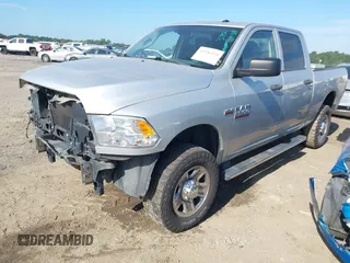 2016 Ram 2500 Tradesman с VIN 3C6UR5CJ6GG124540, выставлен на аукционе IAAI как лот 42546331 с пробегом 178 840 миль миль и . История ставок и продаж доступна на DreamBid. Изображение 2.