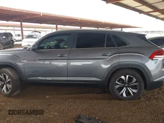 2024 Volkswagen Atlas SE with VIN 1V2DE2CA0RC250660, listed as a IAAI auction lot 42085431 with 14,268 mi miles and . Bid and sale history available at DreamBid. Image 14.