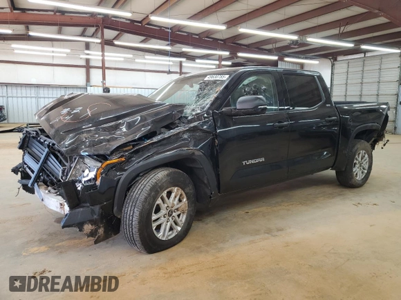 2022 Toyota Tundra 2WD SR5 with VIN 5TFLA5AB8NX018333, listed as a Copart auction lot 49630785 with 44,582 mi miles and Salvage Title. Bid and sale history available at carsss.com. Image 1.