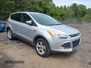 2016 Ford Escape SE z VIN 1FMCU9G97GUA30797, wystawiony jako IAAI lot #42205641 z przebiegiem 189 350 mil mil oraz . Historia ofert i sprzedaży dostępna na DreamBid. Obrazek 1.