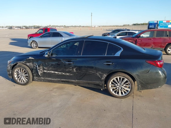 2018 Infiniti Q50 3.0t LUXE with VIN JN1EV7AP7JM363310, listed as a IAAI auction lot 40924400 with 103,578 mi miles. Bid and sale history available at carsss.com. Image 14.