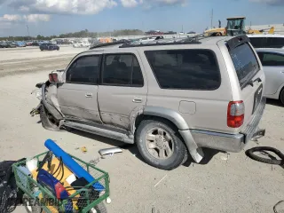 1998 Toyota 4Runner with VIN JT3GN87R2W0083575, listed as a Copart auction lot 44762045 with 239,479 mi miles and Salvage Title. Bid and sale history available at carsss.com. Image 2.