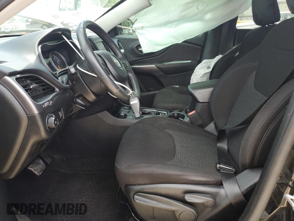 2019 Jeep Cherokee Latitude с VIN 1C4PJMCX2KD155611, выставлен на аукционе Copart как лот 63054855 с пробегом 92 820 миль миль и Списание • Salvage title. История ставок и продаж доступна на DreamBid. Изображение 7.
