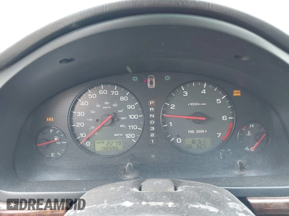 2001 Subaru Legacy Outback z VIN 4S3BH675817674508, wystawiony jako IAAI lot #41402801 z przebiegiem 138 995 mil mil oraz . Historia ofert i sprzedaży dostępna na DreamBid. Obrazek 7.