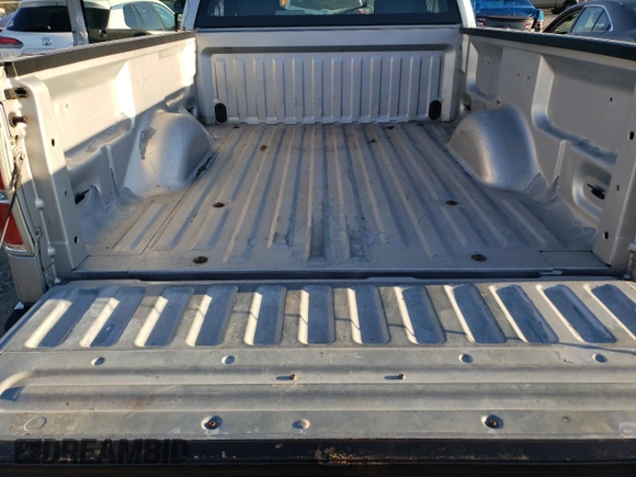 2009 Ford F-150 XL с VIN 1FTRF14W49KB73189, выставлен на аукционе Copart как лот 83101434 с пробегом 159 639 миль миль и Списание • Salvage title. История ставок и продаж доступна на DreamBid. Изображение 10.