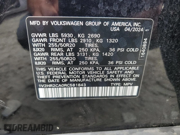 2024 Volkswagen Atlas SE with VIN 1V2HR2CA0RC581843, listed as a Copart auction lot 58782275 with 38,975 mi miles and Clean title. Bid and sale history available at DreamBid. Image 13.