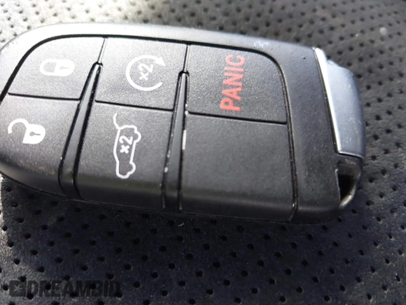 2017 Jeep Grand Cherokee Trailhawk с VIN 1C4RJFLGXHC670469, выставлен на аукционе IAAI как лот 42055116 с пробегом 99 801 миль миль и . История ставок и продаж доступна на DreamBid. Изображение 11.