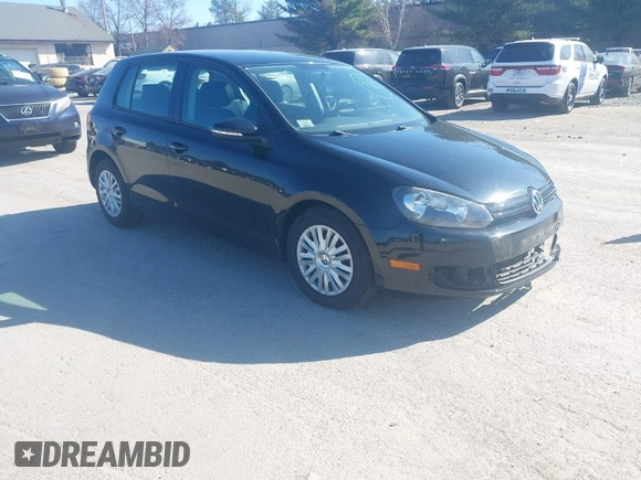 2013 Volkswagen Golf w/Conv & Sunroof z VIN WVWDB7AJ2DW138332, wystawiony jako IAAI lot #42039901 z przebiegiem 113 636 mil mil oraz . Historia ofert i sprzedaży dostępna na DreamBid. Obrazek 1.