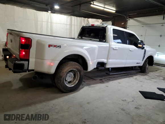 2024 Ford F-350 XL z VIN 1FT8W3DT0REF92720, wystawiony jako Copart lot #52730575 z przebiegiem 14 577 mil mil oraz Szkoda całkowita • Salvage title. Historia ofert i sprzedaży dostępna na DreamBid. Obrazek 3.