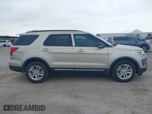 2017 Ford Explorer XLT with VIN 1FM5K7D85HGC13162, listed as a IAAI auction lot 41932791 with 72,030 mi miles and . Bid and sale history available at DreamBid. Image 13.