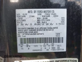 2009 Ford F-150 XL z VIN 1FTPW14V59FA97473, wystawiony jako IAAI lot #41027912 z przebiegiem 155 502 mil mil oraz . Historia ofert i sprzedaży dostępna na DreamBid. Obrazek 9.