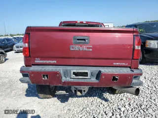 2015 GMC Sierra 2500HD Denali with VIN 1GT120E84FF540230, listed as a Copart auction lot 70030414 with 189,959 mi miles and Salvage Title. Bid and sale history available at carsss.com. Image 6.