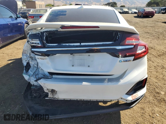 2018 Honda Clarity Plug-In Hybrid with VIN JHMZC5F16JC010946, listed as a Copart auction lot 71469454 with 62,400 mi miles and Salvage Title. Bid and sale history available at carsss.com. Image 6.