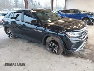 2021 Volkswagen Atlas SE with VIN 1V2LC2CA3MC214441, listed as a IAAI auction lot 40997824 with 87,846 mi miles and . Bid and sale history available at DreamBid. Image 1.
