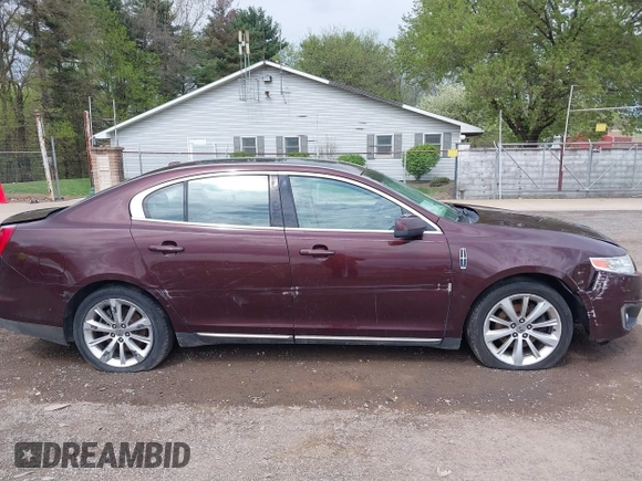 2009 Lincoln MKS z VIN 1LNHM93R09G612169, wystawiony jako IAAI lot #42126437 z przebiegiem 158 393 mil mil oraz . Historia ofert i sprzedaży dostępna na DreamBid. Obrazek 14.
