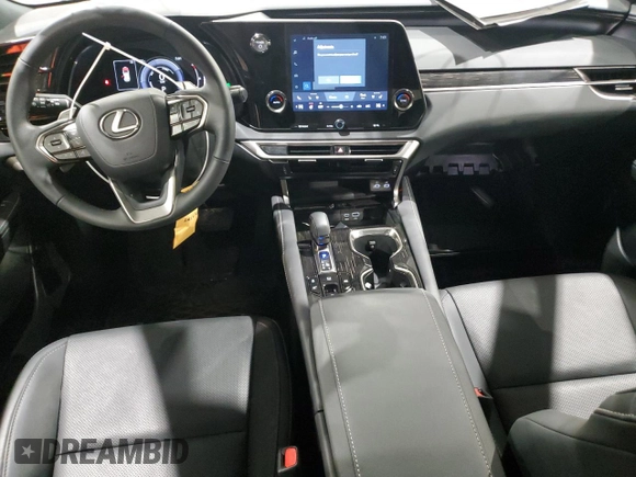 2024 Lexus RX 350h z VIN 2T2BBMCA8RC039156, wystawiony jako Copart lot #59473565 z przebiegiem 10 788 mil mil oraz Czysty tytuł • Clean title. Historia ofert i sprzedaży dostępna na DreamBid. Obrazek 8.