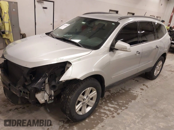 2014 Chevrolet Traverse LT with VIN 1GNKRGKD9EJ149541, listed as a IAAI auction lot 41945942 with 186,531 mi miles. Bid and sale history available at carsss.com. Image 17.