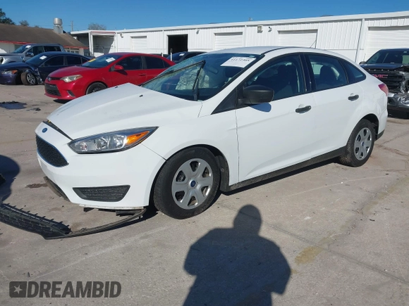 2018 Ford Focus S with VIN 1FADP3E2XJL270495, listed as a IAAI auction lot 41172305 with 47,197 mi miles. Bid and sale history available at carsss.com. Image 18.