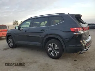 2025 Volkswagen Atlas SE with VIN 1V2DR2CA8SC523693, listed as a Copart auction lot 51173005 with 3,988 mi miles and Salvage title. Bid and sale history available at DreamBid. Image 2.
