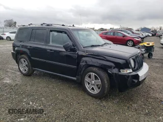 2007 Jeep Patriot Limited с VIN 1J8FF48W07D322321, выставлен на аукционе Copart как лот 45244725 с пробегом 151 451 миль миль и Списание • Salvage title. История ставок и продаж доступна на DreamBid. Изображение 4.