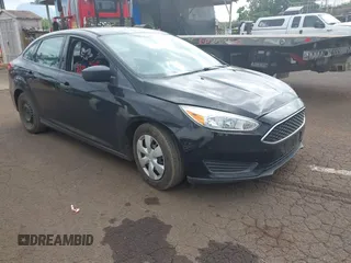 2018 Ford Focus S with VIN 1FADP3E22JL313646, listed as a IAAI auction lot 41903662 with 37,244 mi miles. Bid and sale history available at carsss.com. Image 1.