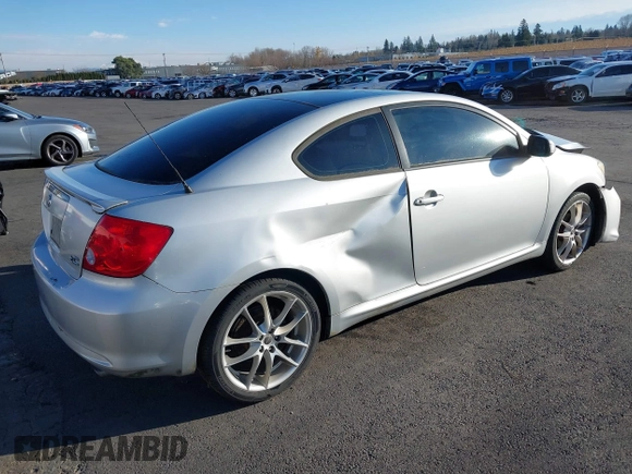 2005 Scion tC z VIN JTKDE177750019561, wystawiony jako IAAI lot #41045961 z przebiegiem Nie podano mil oraz . Historia ofert i sprzedaży dostępna na DreamBid. Obrazek 4.